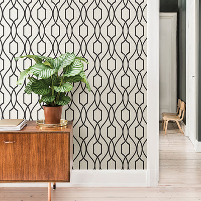 Evelyn Black Trellis Wallpaper